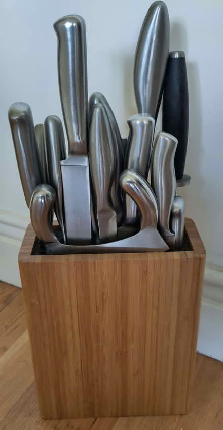 Photo of free Block of kitchen knives. (Howdon NE28) #1