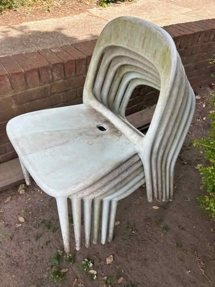 Photo of free 6 garden chairs (KT70) #4
