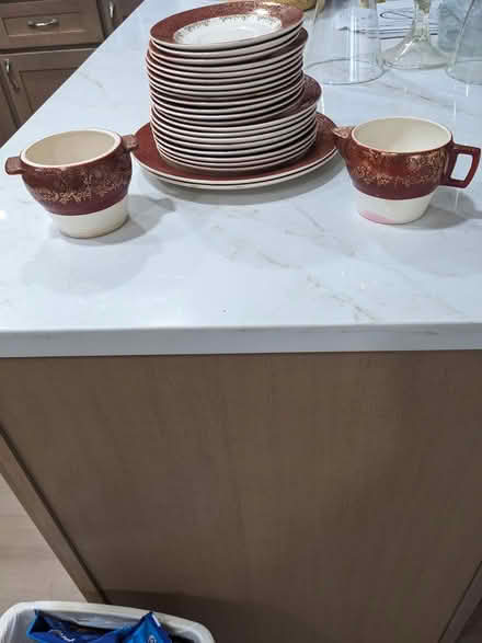 Photo of free Vintage Dishes (Belford, N.J.) #4