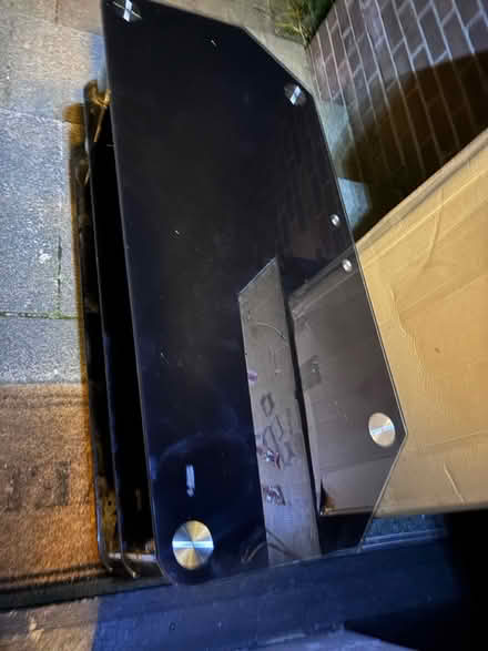 Photo of free TV stand (South London ,SW2) #1