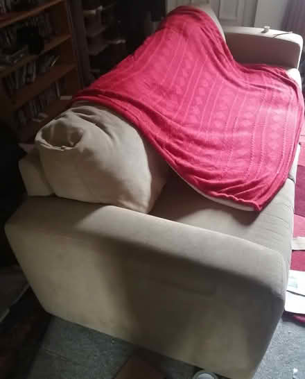 Photo of free 3 seat sofa (Chandlers Ford, SO53 4NG) #3