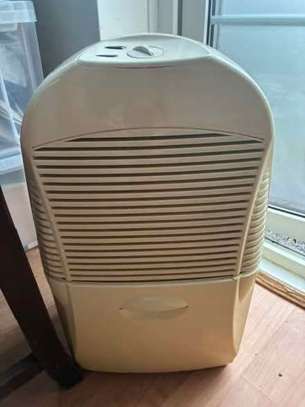 Photo of free Dehumidifier (Willingdon BN20) #3