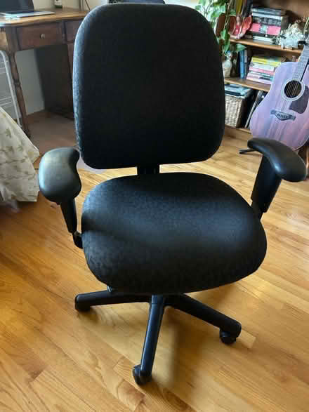Photo of free Desk chair (Sunnyvale near Ortega Park) #1
