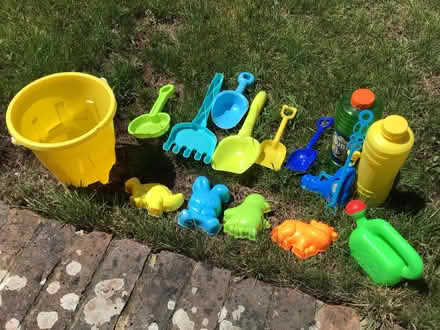 Photo of free Selection of beach / paddling pool toys (Surrenden BN1) #1