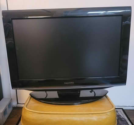 Photo of free Toshiba 19" LCD TV/DVD Combination (San Rafael/Montecito Area) #3