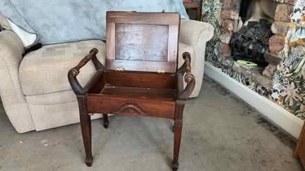 Photo of free Piano stool (Barnet EN5) #2