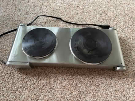 Photo of free Hot plate, electric double burner (Elkridge) #2