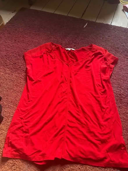 Photo of free Women’s clothing (Ls6 woodhouse) #3