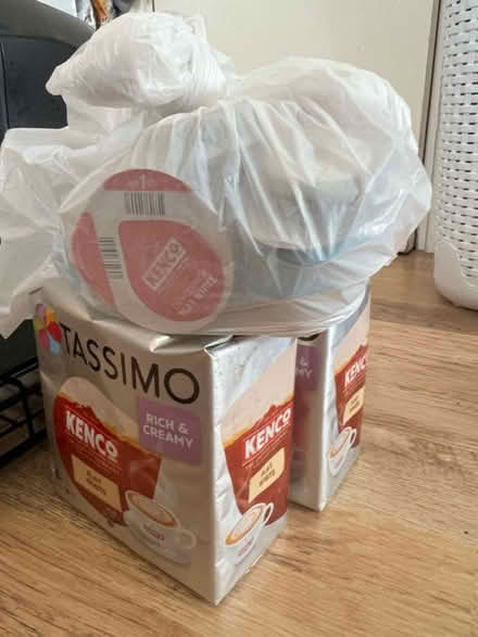 Photo of free Tassimo coffee machine (St Albans AL4) #4