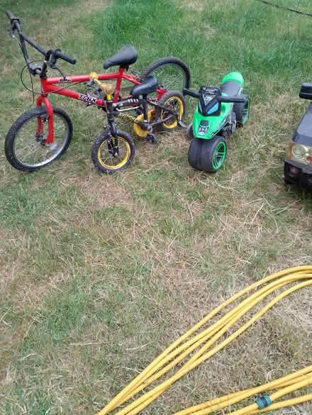 Photo of free Children's bikes (Thurgoland S35) #1