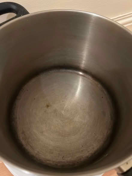 Photo of free Large pan (Dennistoun, G31) #3