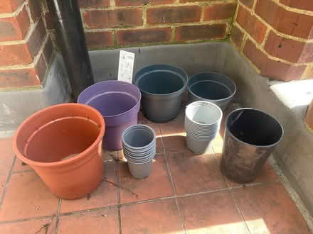 Photo of free Number of plastic planting pots (N1 9SS) #1