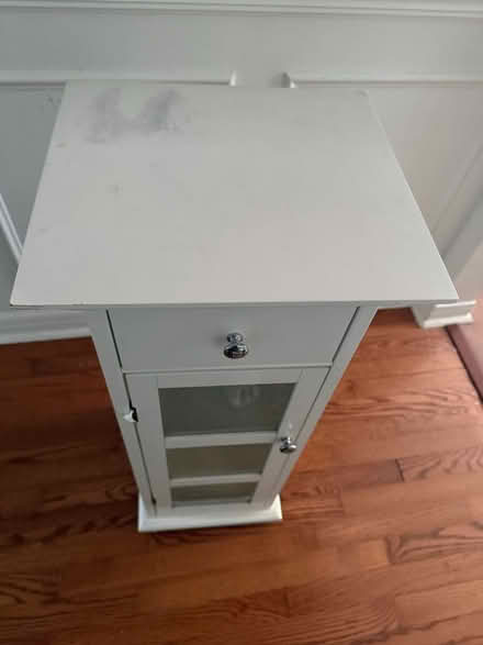Photo of free Small bathroom cabinet (Mississauga/ Streetsville) #2