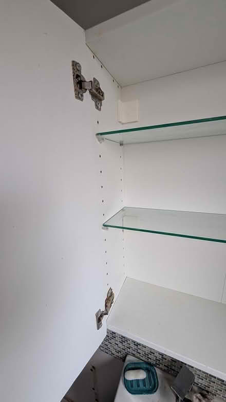 Photo of free IKEA bathroom mirror cabinet (W7, Grosvenor Road) #4