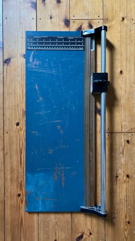 Photo of free Paper trimmer / guillotine (Meadowtown SY5) #1