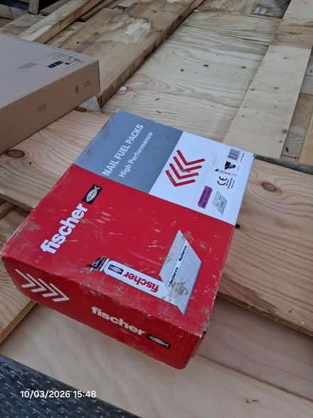 Photo of free fischer galvanised ring nail pack 2.8mm x 63mm 3300 pieces (Manor Court E10) #2