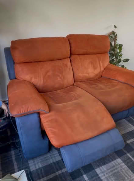 Photo of free 2 seater recliner sofa (Moor Allerton LS17) #2