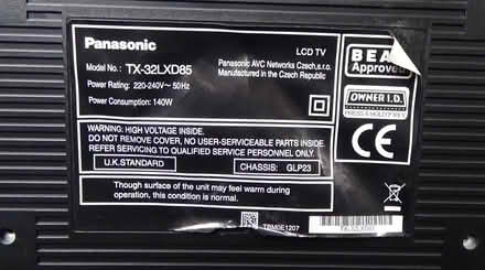 Photo of free 32" Panasonic LCD TV (S8 Lowedges) #3