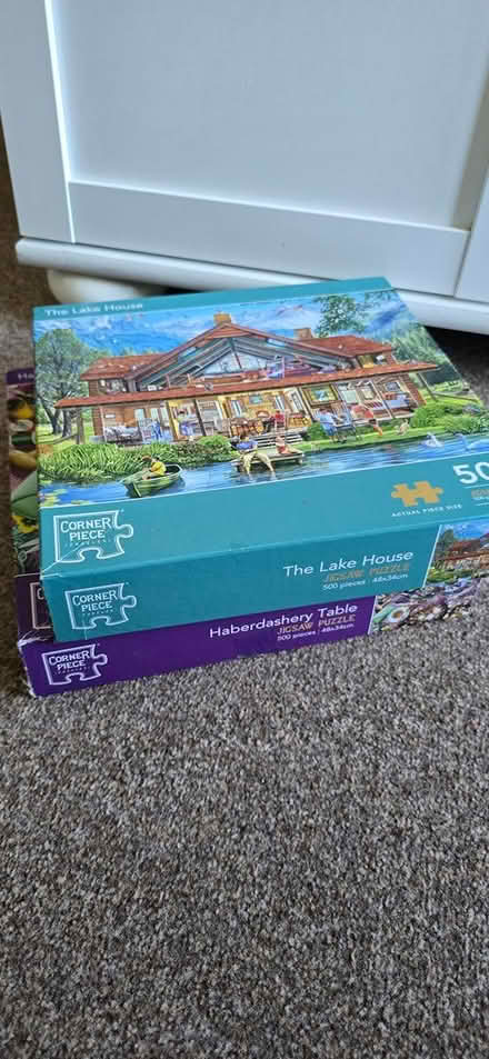 Photo of free 500-piece jigsaw puzzles (BN229ES) #1