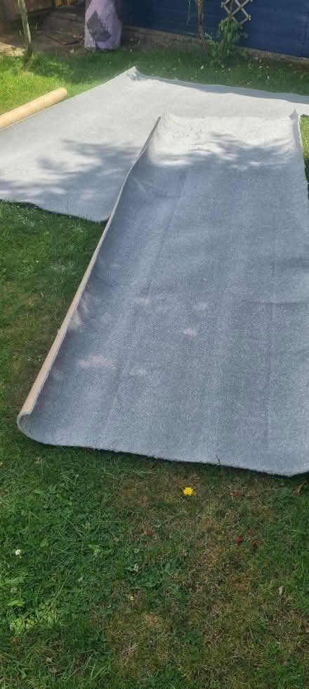 Photo of free Off cut of carpet (Isleworth TW7) #2