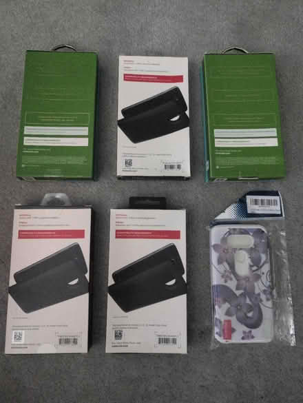 Photo of free NEW Older Cellphone Cases (Darien) #2