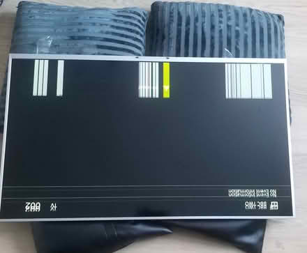 Photo of free SONY 42" TV (for Repair or Spares) (Herne Hill, SE24) #1