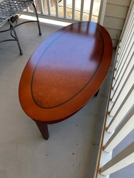 Photo of free Coffee table (Downtown Mountain View) #1