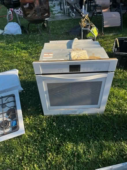 Photo of free getting rid of things for parents (District heights) #2
