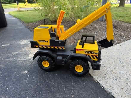 Photo of free Tonka Steel Mighty Escavator (Elkridge) #2