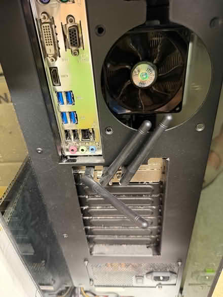 Photo of free Inwin Glass And Alu PC Case (Elmsted TN25) #3