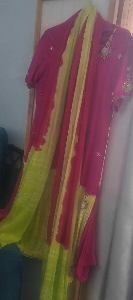 Photo of free Size 8/10, 3 piece ethnic wear, bright pink and green (South Oxhey WD19) #1