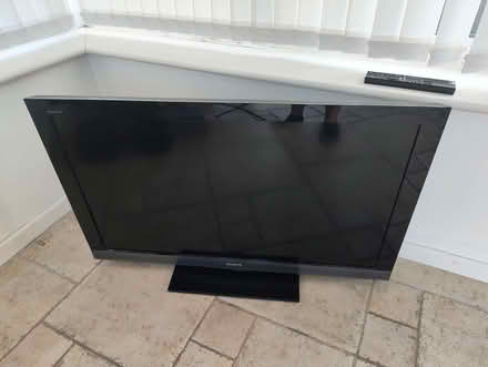 Photo of free 43" tv (Townend FY5) #3