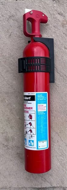 Photo of free Fire Extinguisher (Streatley RG8) #3