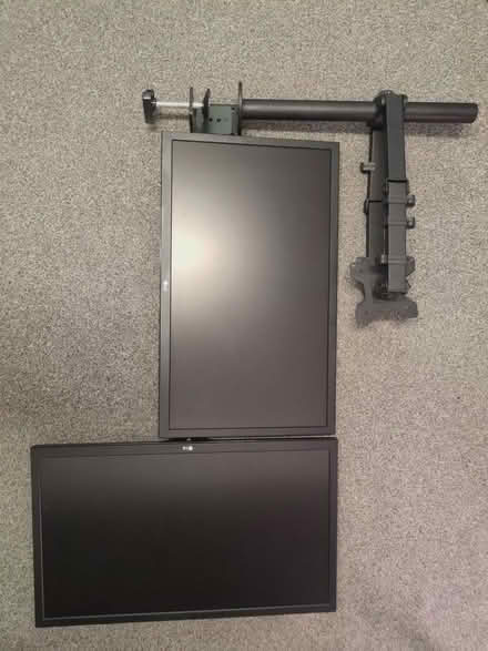 Photo of free LG Ultragear 144 Hz 1080p monitors (Kelvedon) #1