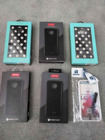 Photo of free NEW Older Cellphone Cases (Darien) #1