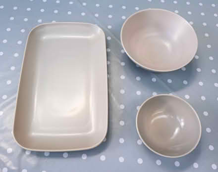 Photo of free Ikea plates and bowls (Ham TW10) #4