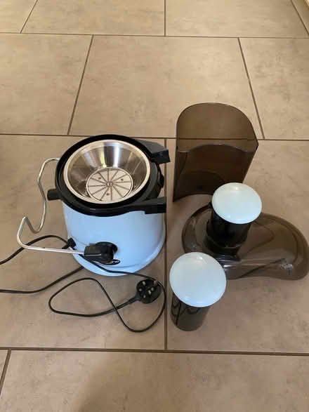 Photo of free Cyclone Juicing Machine (Runcton PO20) #3