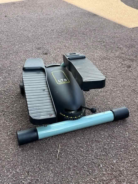 Photo of free Lateral Thigh Stepper (Brackley. NN13) #3