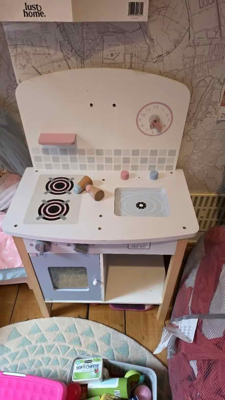 Photo of free Play kitchen (Gravelly Hill B23) #1