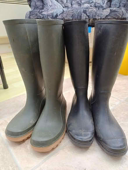 Photo of free 2 pairs of leaky wellies (Northcourt OX14) #1