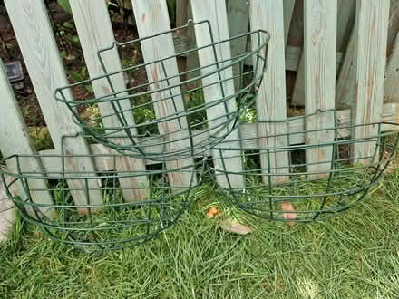 Photo of free Green Wall Hanging Baskets x5 (Bedford) #1