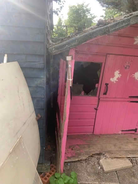 Photo of free Play House (Fox Hollies B28) #4