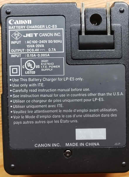 Photo of free Canon battery and charger (West Seattle) #3