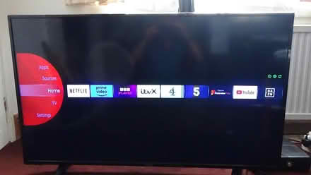 Photo of free 50" LOGIC Smart 4k HDR TV + Remote (S8 Lowedges) #1