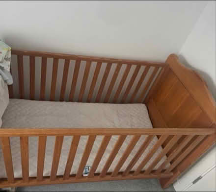 Photo of free Pine cotbed (Kentish Town NW5) #2