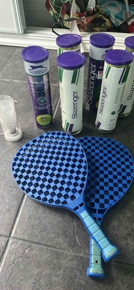 Photo of free Rackets and balls (EX1) #2