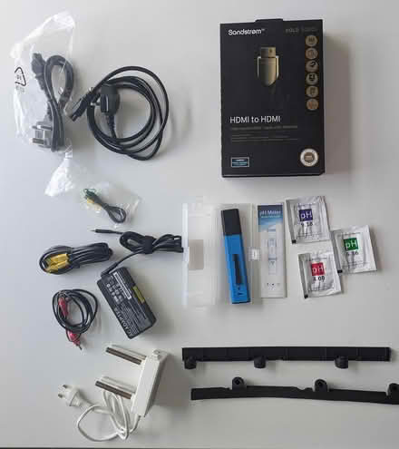 Photo of free Tech Bits & Miscellaneous Bundle (Hounslow) #1