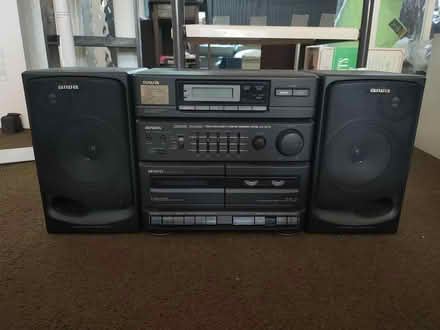 Photo of free Aiwa stereo - doesn't seem to work (Leatherhead KT22) #1
