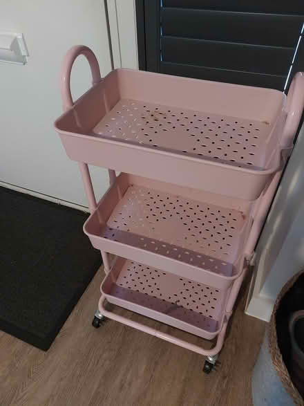 Photo of free Pink storage (CH48) #1