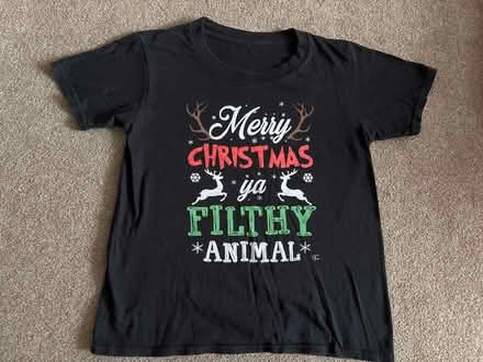 Photo of free Boys Christmas T-shirt 9-10 years (B437la) #1